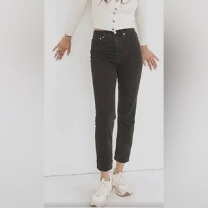 Madewell Classic straight Jean washed black high rise jeans, size 25